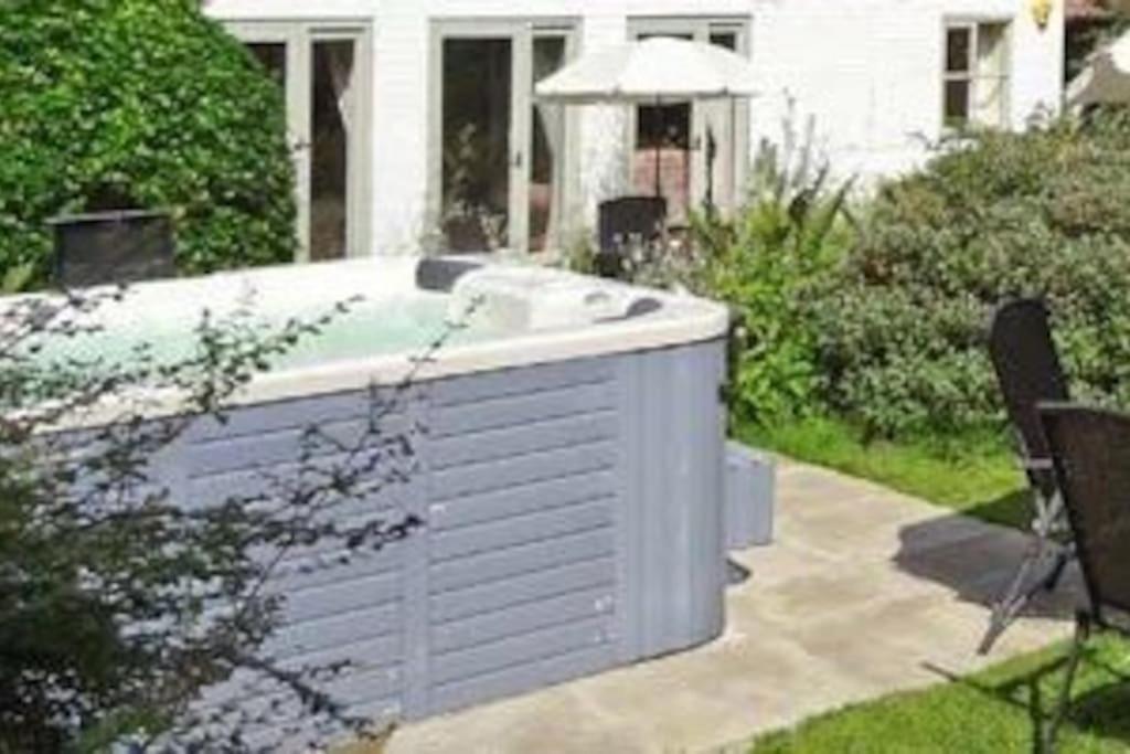 Forestry Cottage. Hot Tub, Open Fire, Dog Friendly Gaywood Esterno foto