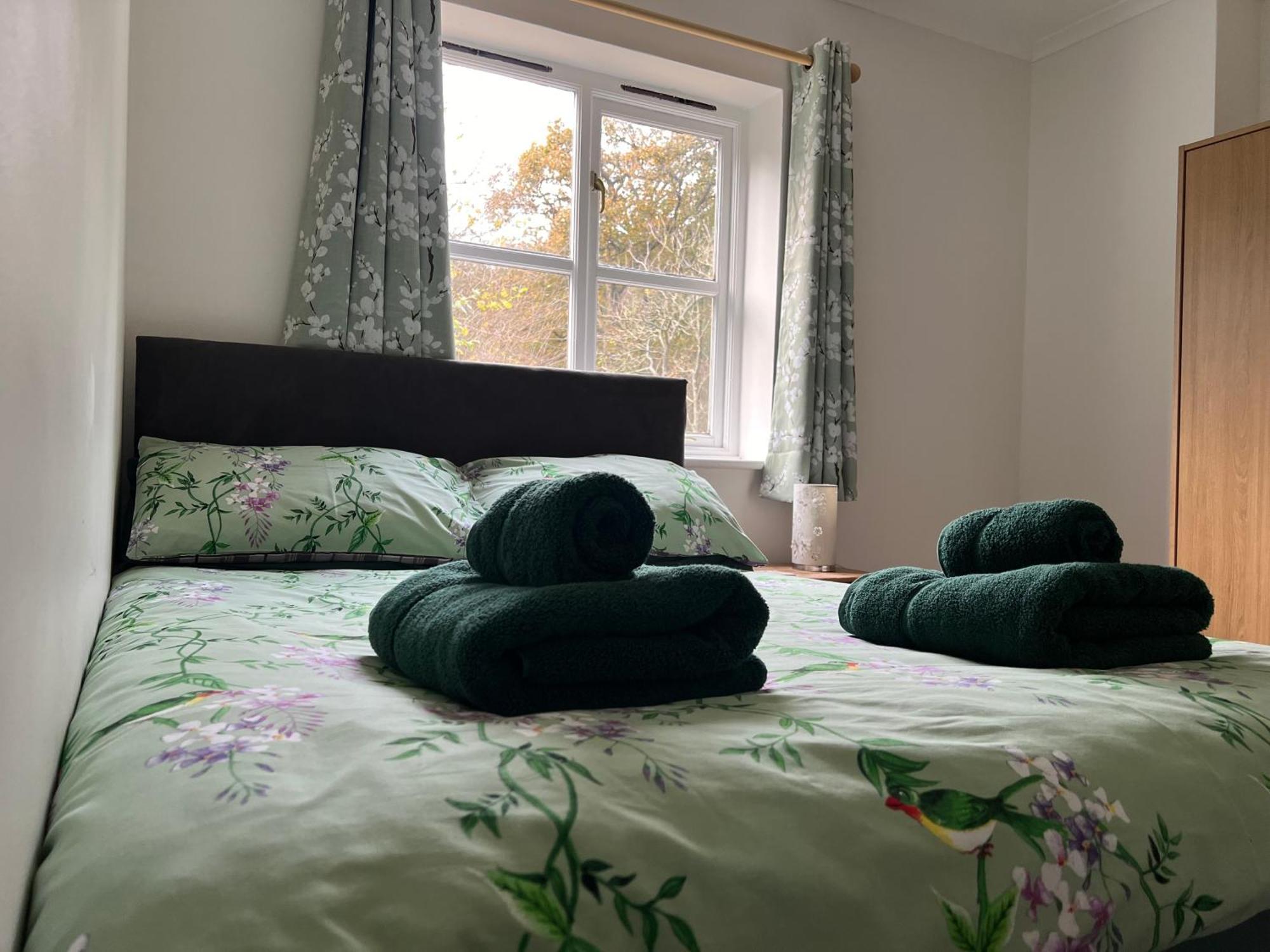 Forestry Cottage. Hot Tub, Open Fire, Dog Friendly Gaywood Esterno foto