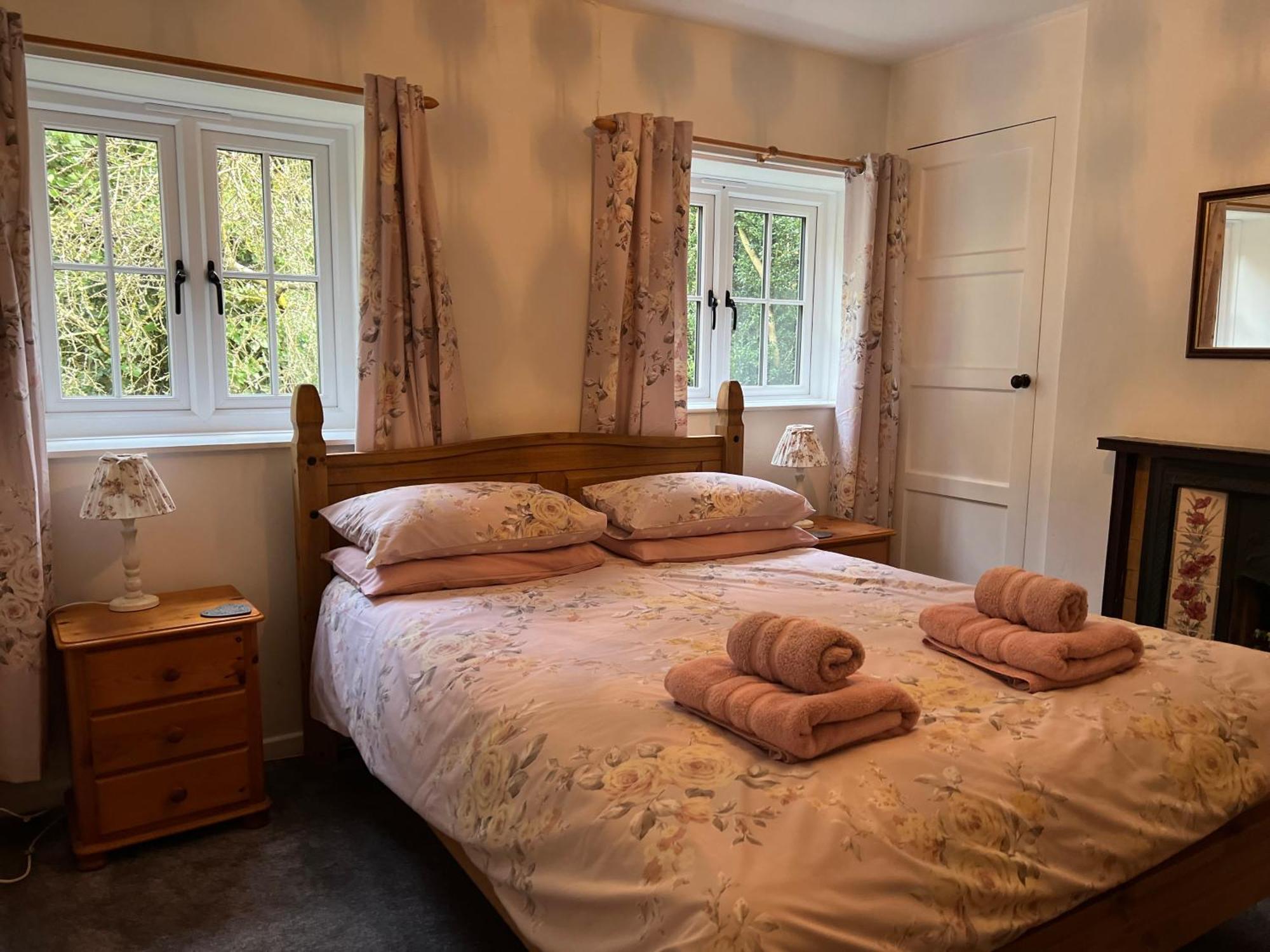 Forestry Cottage. Hot Tub, Open Fire, Dog Friendly Gaywood Esterno foto